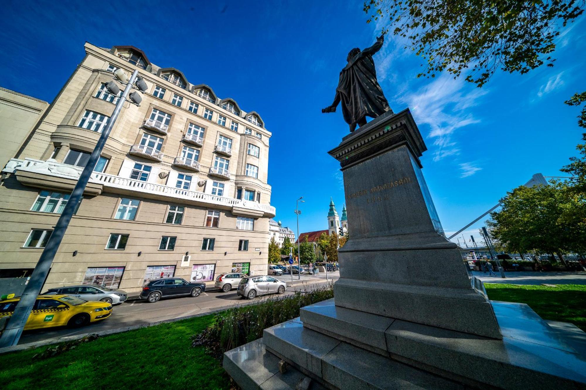 Budapest Downtown Riverfront Екстер'єр фото